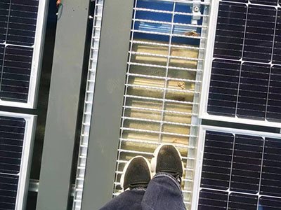 光伏運維通道踏板案例圖片2